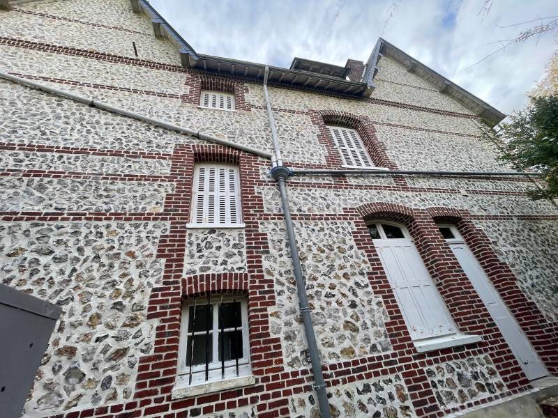 Rejointoiement de brique et silex proche Le Havre